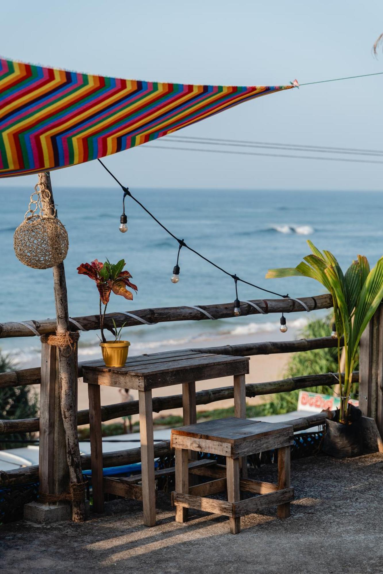 Hostel Gaia Ocean Surf Yoga Ahangama Exteriér fotografie